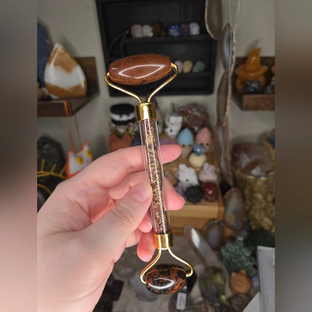 Mahogany Obsidian Crystal Face Roller (Comes With Box) - Picture 1 of 4
